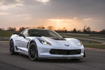 Front view of a 2018 white Chevrolet Corvette C7 Carbon Edition
